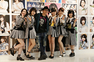AKB48選抜総選挙ミュージアムにサプライズ登場したメンバーたち (C)AKS