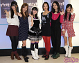 左から稲森美優、小田あさ美、ちーちゃん、真凛、彩月貴央、小花