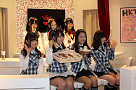 AKB48 CAFE & SHOP HAKATAをPRするAKB48＆HKT48のメンバー (C) AKS