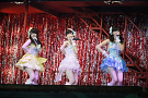 「AKB48・2013 真夏のドームツアー～まだまだ、やらなきゃいけないことがある～」ナゴヤドーム公演(2日目)より (C)AKS