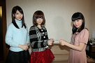 左から柏木由紀、島崎遥香、川本紗矢 ※AKB48チームB (C)AKS