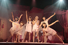 演劇女子部 S/mileage’s JUKEBOX MUSICAL 「SMILE FANTASY!」ゲネプロ公演より (C)アップフロントエージェンシー