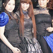 Kalafina 左からHikaru・Keiko・Wakana