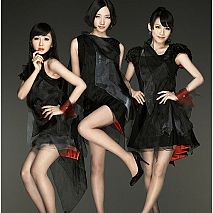 Perfume (C) 徳間ジャパンコミュニケーションズ