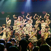 「ニコファーレ」こけら落とし公演に出演したAKB48 ※提供写真