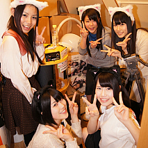 左上から早瀬愛夢・川村虹花・桐谷真央、左下から亀田伶央奈・塩谷彩香