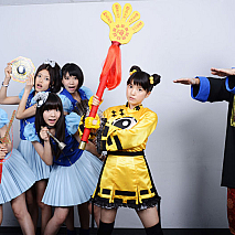 キョンシーと闘う 9nine  (C) 2012「好好！キョンシーガール」製作委員会