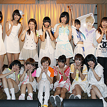 女性限定イベント｢V.V. ROCKS! for GIRLS!｣に参加したBiS・でんぱ組.inc・バニラビーンズ