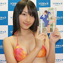 田中菜々