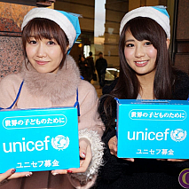 浦野一美(左)・平嶋夏海(右)