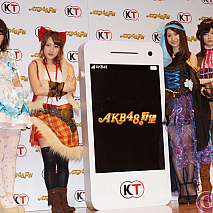 AKB48 左から川栄李奈・高橋みなみ・大島優子・島崎遥香