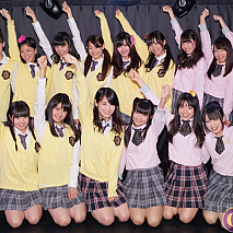 iDOLStreet ストリート生 w-Street OSAKA(左)・w-Street NAGOYA(右)