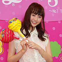 鈴木友菜