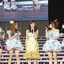 「AKB48・2013 真夏のドームツアー～まだまだ、やらなきゃいけないことがある～」札幌ドーム公演より (C)AKS