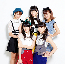 ℃-ute シングル「都会の一人暮らし／愛ってもっと斬新」アー写