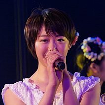 AKB48 峯岸チーム4「手をつなぎながら」公演より