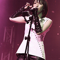 藍井エイル