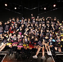 HKT48劇場 2周年記念 特別公演より (C)AKS