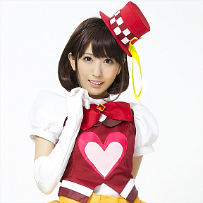 小桃音まい