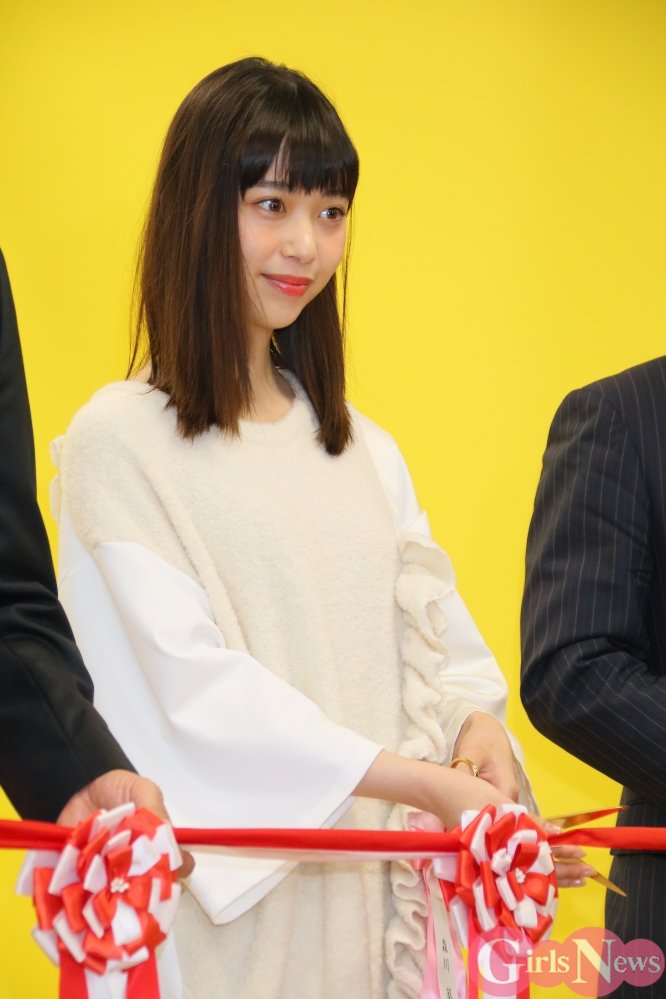 森川葵 初めてのいけばなで花の力に触れる 心が洗われた気がしました Girlsnews