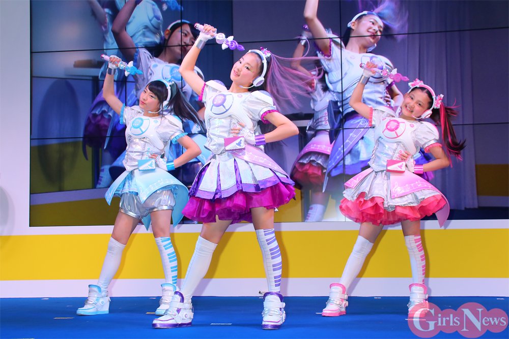 特撮ドラマ「アイドル×戦士 ミラクルちゅーんず！」の新メンバーが東京おもちゃショーに登場 | GirlsNews