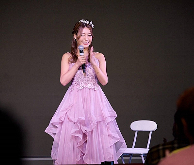 橋本梨菜