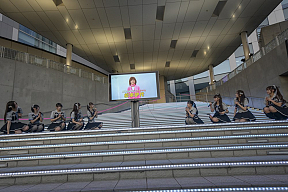 高嶺のなでしこ（左から葉月、涼海、城月、星谷、松本、東山、籾山、橋本、日向端）