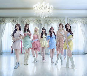 Girls²『Melty Love』ミュージックビデオより