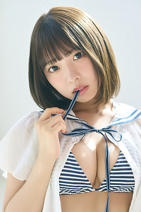琴雛ひなデジタル限定写真集『おー、れー、の、こ・ひ・な!!』より