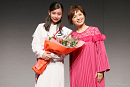 左から)グランプリ:田淵結真、スペシャルプレゼンター:榊原郁恵